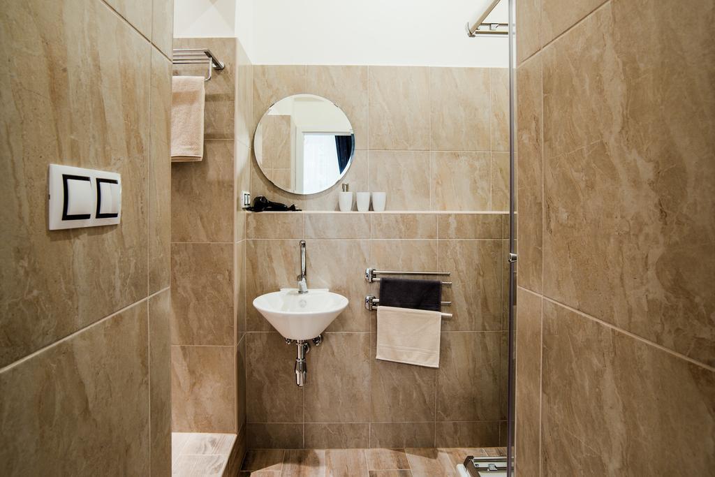 Apartment Gesse Brezinova Praga Zewnętrze zdjęcie