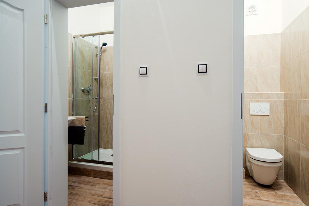 Apartment Gesse Brezinova Praga Zewnętrze zdjęcie