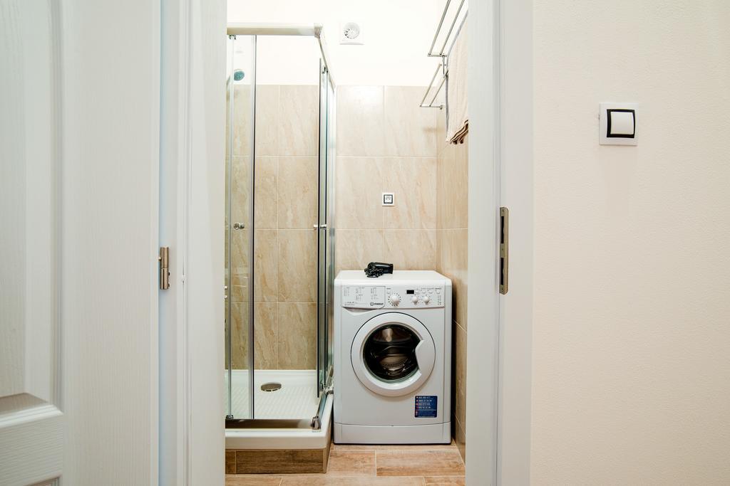 Apartment Gesse Brezinova Praga Zewnętrze zdjęcie