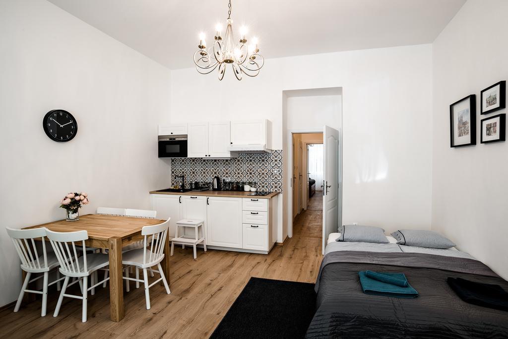 Apartment Gesse Brezinova Praga Zewnętrze zdjęcie